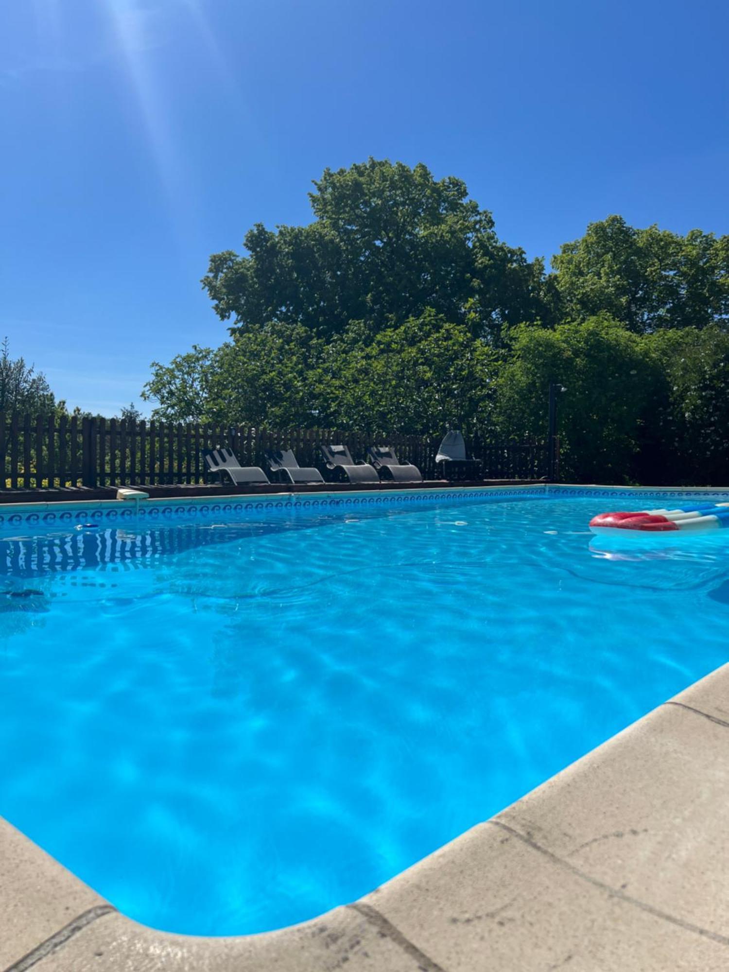 Saint-Romain  La Colline De Tilleul - Les Deux Puits - Cosy Cottage With Swimming Pool Near Aubeterre מראה חיצוני תמונה