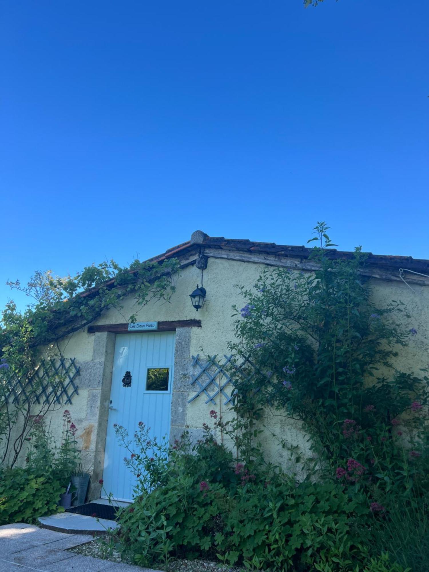 Saint-Romain  La Colline De Tilleul - Les Deux Puits - Cosy Cottage With Swimming Pool Near Aubeterre מראה חיצוני תמונה